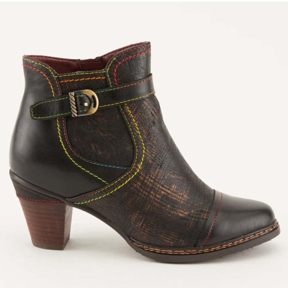 NWOB L'ARTISTE CAPTIVATE BOOTIES EU 39 US 8.5